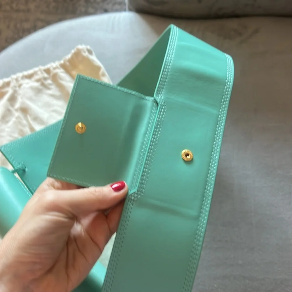 Jacquemus light turquoise le Carinu bag with Gold Hardware- like new - Picture 9 of 16